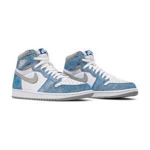 Nike Air Jordan 1 Retro High OG Hyper Royal