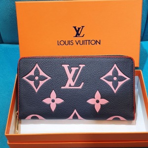 Louis Vuitton Cüzdan