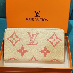 Louis Vuitton Cüzdan 