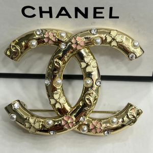 Chanel -Broş